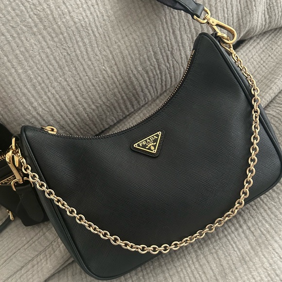 PRADA Re-Edition 2005 Saffiano leather bag - Picture 1 of 12